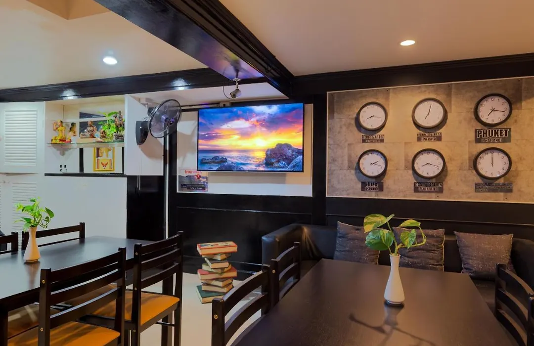 Patong Holiday Dream Hotel-1